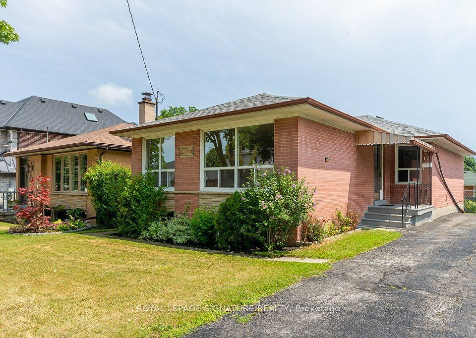 1st image of 17 Risdon Ct