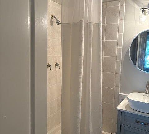 3rd image of 2405 Santa Cruz Dr