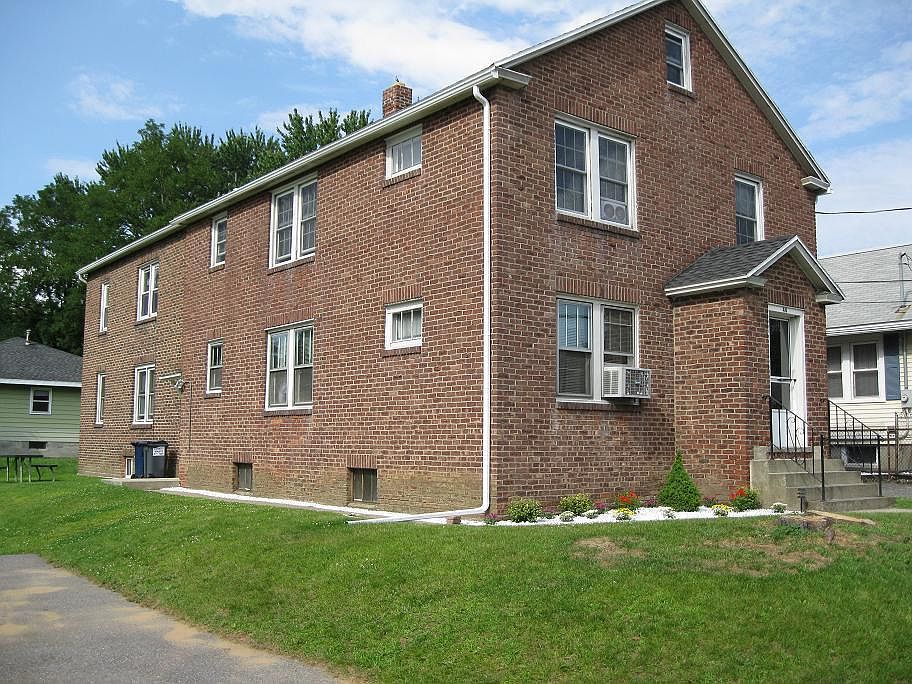 44 Fairfield Ave