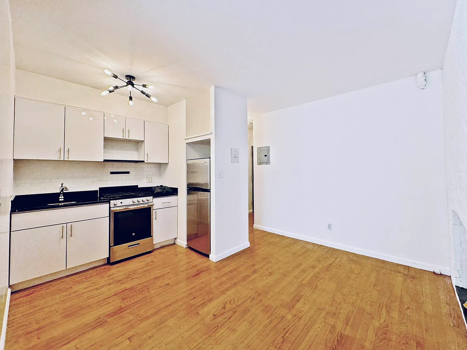 54 East 4th Street — Photo 2