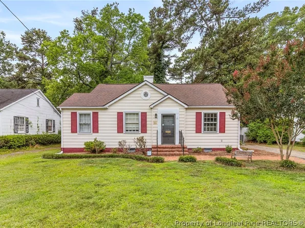 211 Hull Rd, Fayetteville, NC 28303