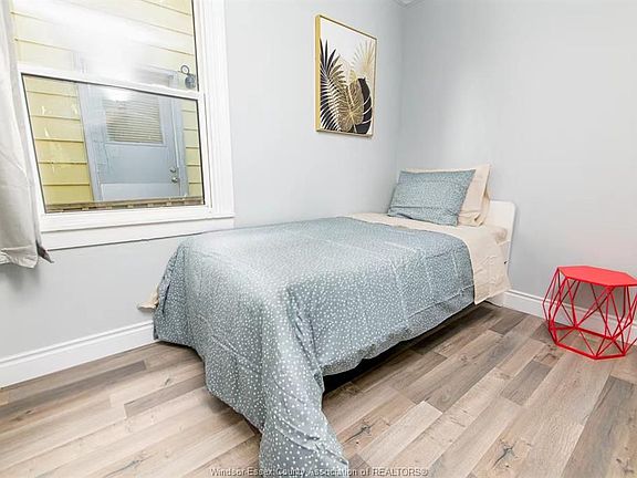 5th image of 455 Aylmer Ave