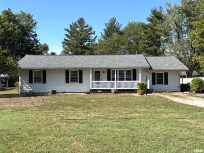 2633 S Broadway Ave, Salem, IL, 62881