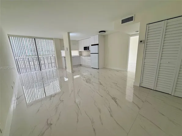 16909 N Bay Rd, Sunny Isles Beach, FL