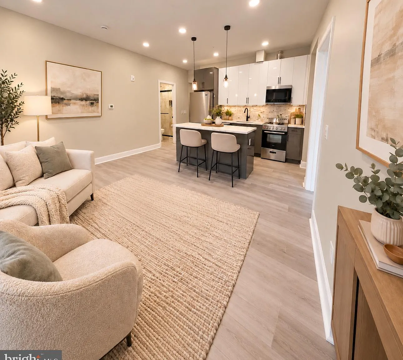 2 bed, 2.0 bath, 785 sqft, $1,700 — Photo 2