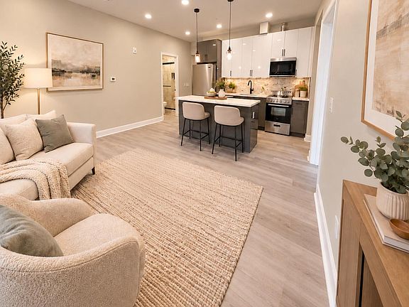 2nd image of 1822 Ridge Ave #5A