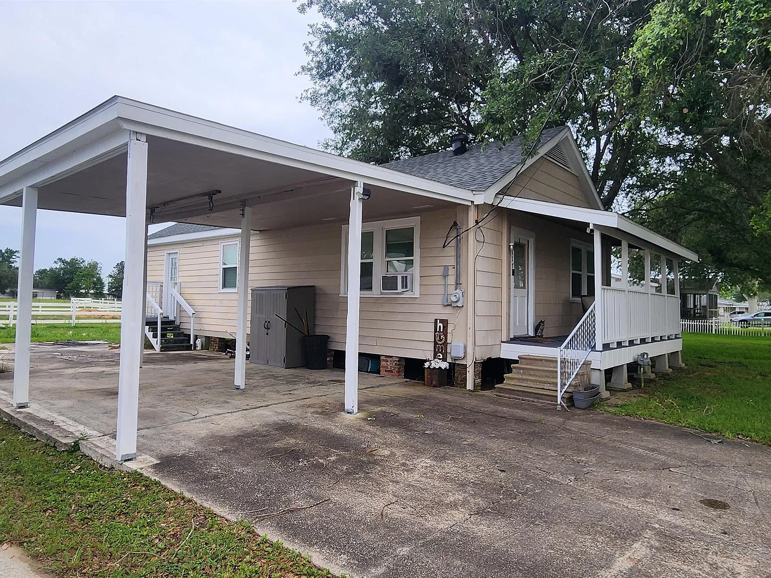 3 bed, 1122 sqft, $1,600 — Photo 2