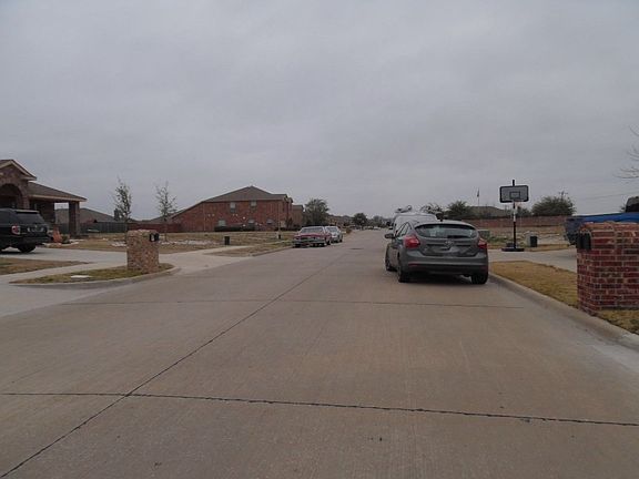4th image of 3703 White Summit Ln
