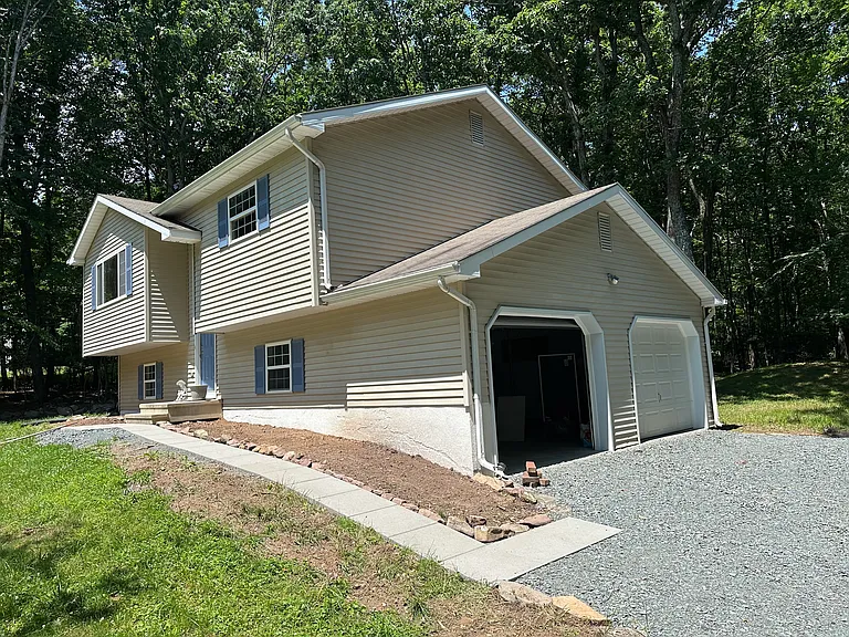 519 Sumac Ct — Photo 1