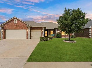 709 Blue Ridge Rd, Moore, OK 73160