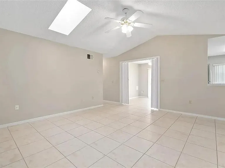 1600 Cimarron Hills Dr — Photo 9