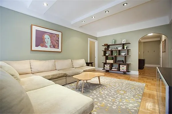 Sold by Maxwell Jacobs | media 15