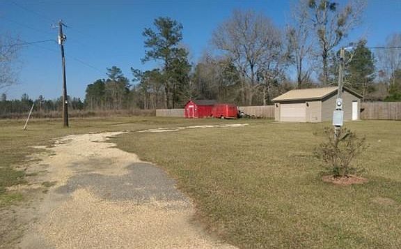 Land view with extra lot/2 car garage