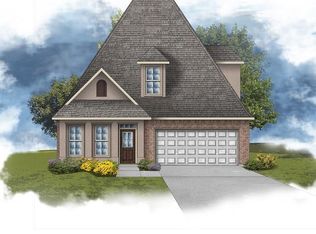 310 Berg Ct, Youngsville, LA 70592