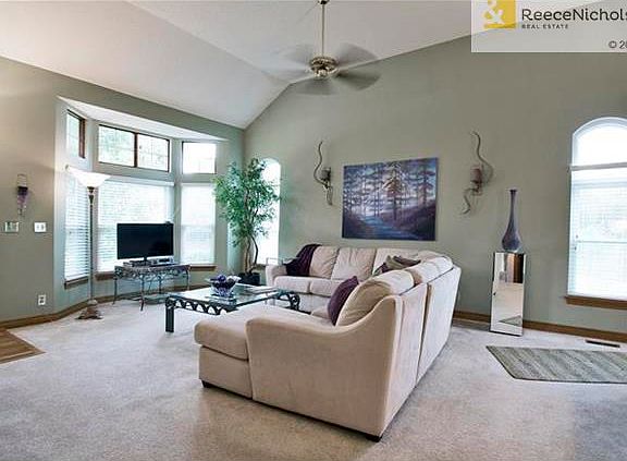 3rd image of 8005 W 148th St