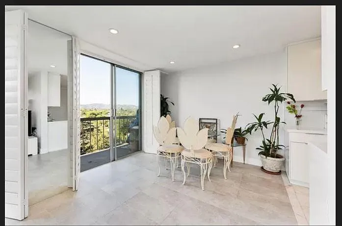 10751 Wilshire Blvd #1108 — Photo 3