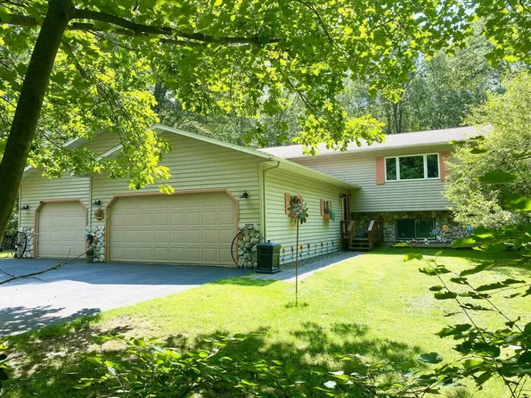 5941 Redpine Rdg, Rhinelander, WI 54501