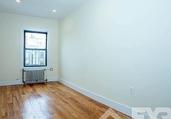 4th image of 24 Rogers Ave #4