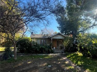 812 Lewis St, Pomona, CA 91768