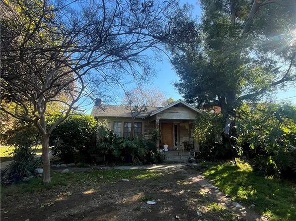 812 Lewis St, Pomona, CA 91768