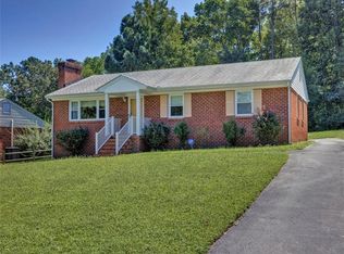11219 Puckett Pl, Midlothian, VA 23112