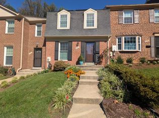 6781 Surreywood Ln, Bethesda, MD 20817