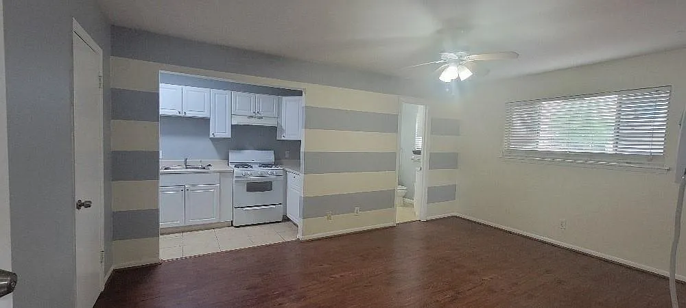 1 bed, 1.0 bath, 3040 sqft, $795 — Photo 3