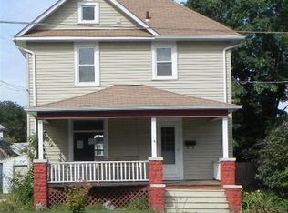 1200 S Chicago Ave, Freeport, IL 61032