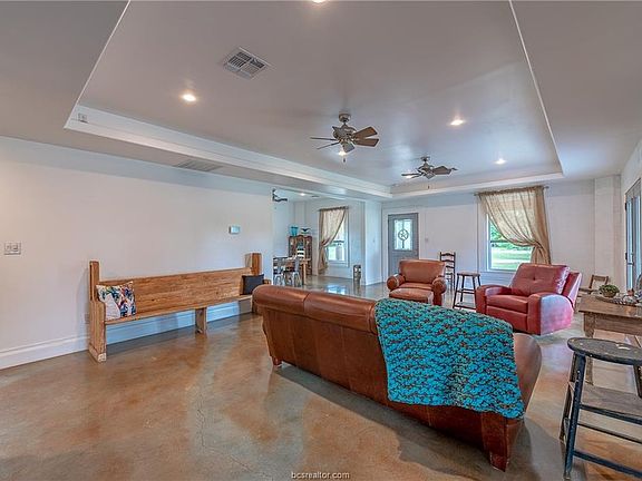 5th image of 14356 Cheyenne Dr
