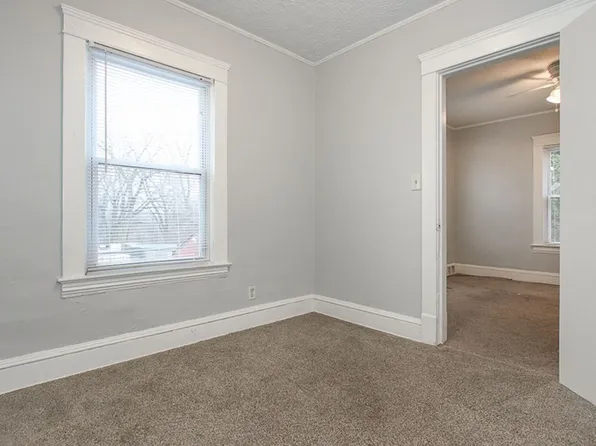 2811 Henninger Rd, Cleveland, 44109, 2811 Henninger Rd APT 3, Cleveland, OH 44109