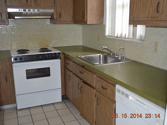 4th image of 1351 NE Miami Gardens Dr APT 915E