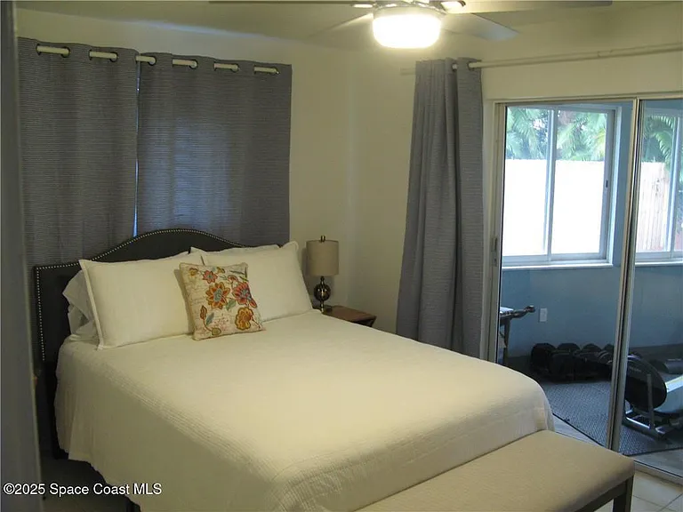 3700 Bay St — Photo 24