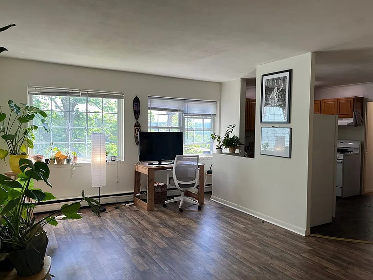 934 Stewart Ave — Photo 32