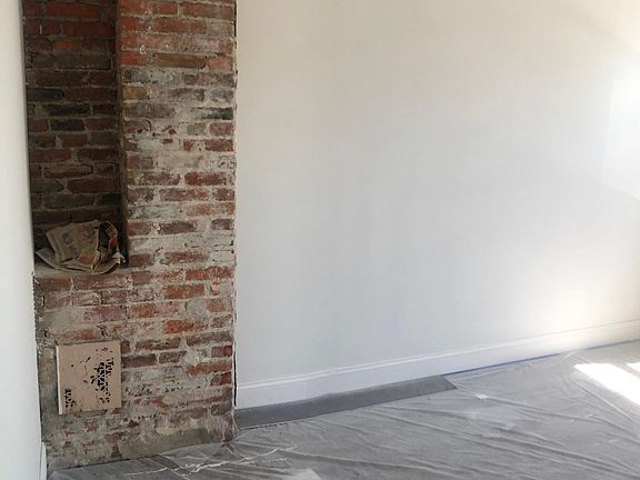 5th image of 2222 N Delhi St #1