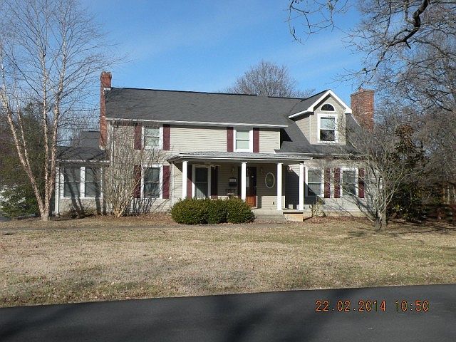 1st image of 1112 Collins Ln