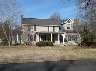 1112 Collins Ln, Frankfort, KY 40601
