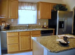 846 Chimney Hill Pkwy, Virginia Beach, VA 23462