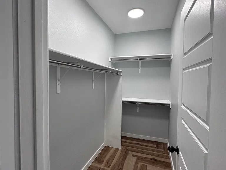 1360 N Cotton St #2B — Photo 4