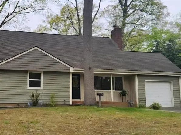 45 Campbell Ave, Woodcliff Lake, NJ 07677