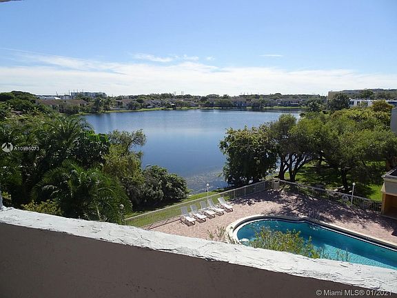 5th image of 9375 NW Fontainebleau Blvd #L-430