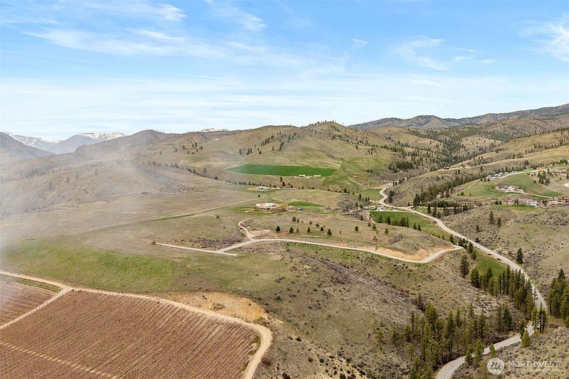 5th image of 331 Rancho Perri Lane