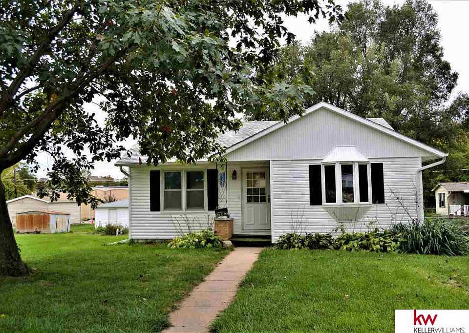 1st image of 819 Avenue C
