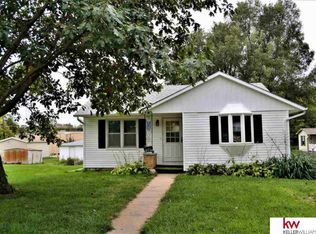 819 Avenue C, Plattsmouth, NE 68048