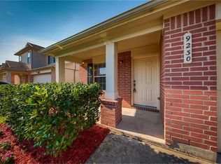 9230 Garfield Park Ln, Houston, TX 77075