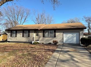 1509 S Vernon St, El Dorado Springs, MO 64744