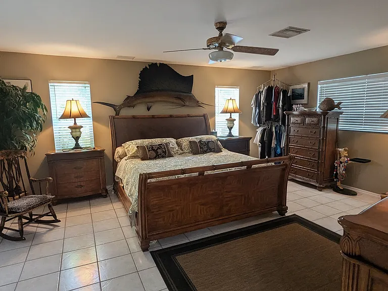 142 Sawyer Dr — Photo 20