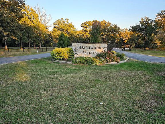 2nd image of 130 Dogwood Dr