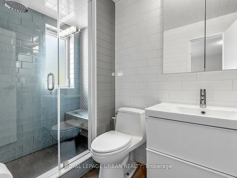901 Pape Ave — Photo 13