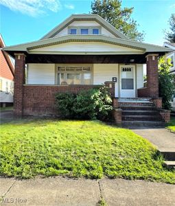 11309 Saint Mark Ave, Cleveland, OH, 44111