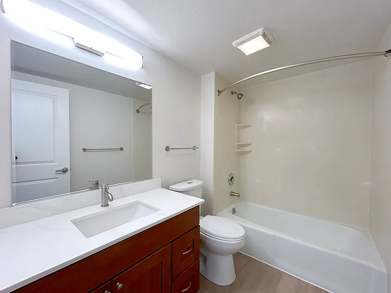 Bellefield Manor — Photo 25
